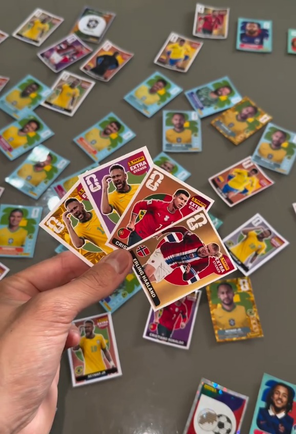 Figurinhas Extra